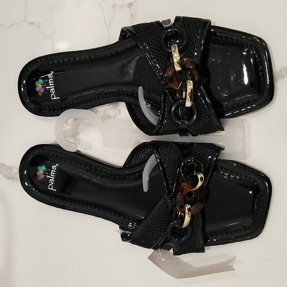 Black Palms Flats